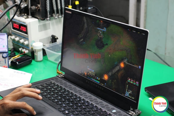Sửa main laptop gaming Dell Alienware M15 R2
