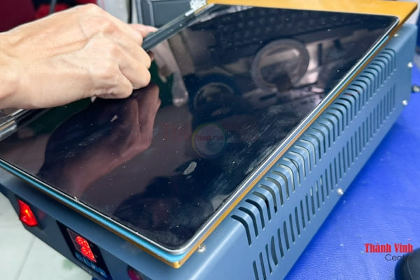 Thay Màn Hình MacBook Pro M1 2021 Model A2442