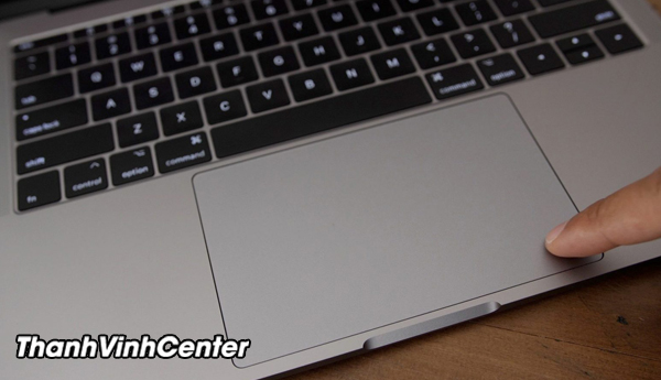 Vì sao nên thay chuột (Touch Pad) Macbook tại Thành Vinh Center?