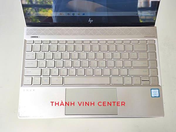 Laptop cũ thiết kế nhỏ gọn HP ENVY 13-ah0026TU cpu core i5-8265u ram 8gb ổ cứng ssd 256gb vga intel hd graphics lcd Full HD (1920x1080) 13.3''inch.