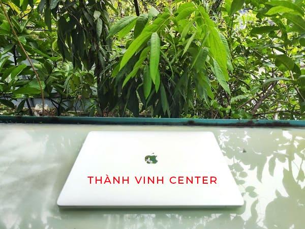 MACBOOK PRO A1708 (2017) CPU CORE I5 RAM 8GB Ổ CỨNG SSD 128GB VGA INTEL IRIS PLUS GRAPHICS 640 LCD 13.3''INCH. (2560 X1600)