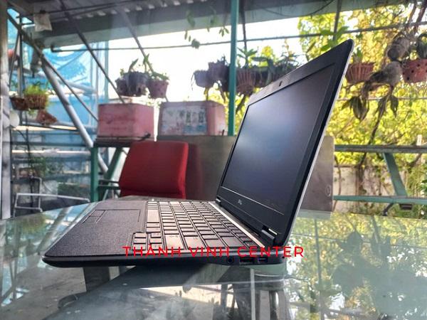 LAPTOP CŨ Dell LATITUDE E7420 CPU CORE I5 - 4300U 4RAM 8GB Ổ CỨNG SSD 128GB VGA Intel HD Graphics Family LCD 12,5''INCH HD