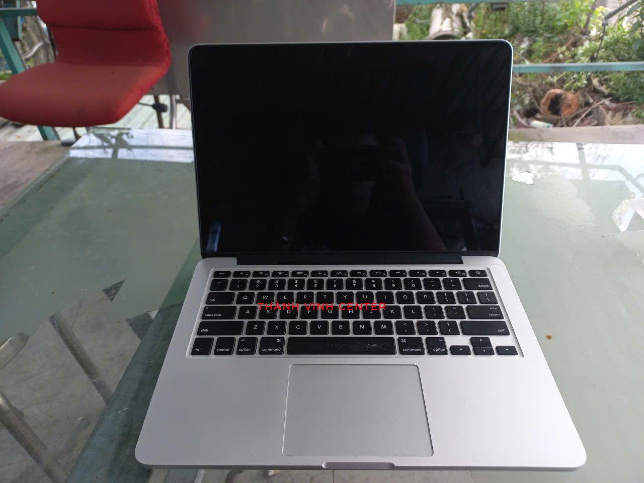 MACBOOK Pro A1502 (Late 2013) CPU DUAL-CORE Intel Core i5 RAM 8GB Ổ CỨNG SSD 256 GB VGA Intel Graphics Iris 1536 MB LCD Retina Tích hợp 13.0'inch