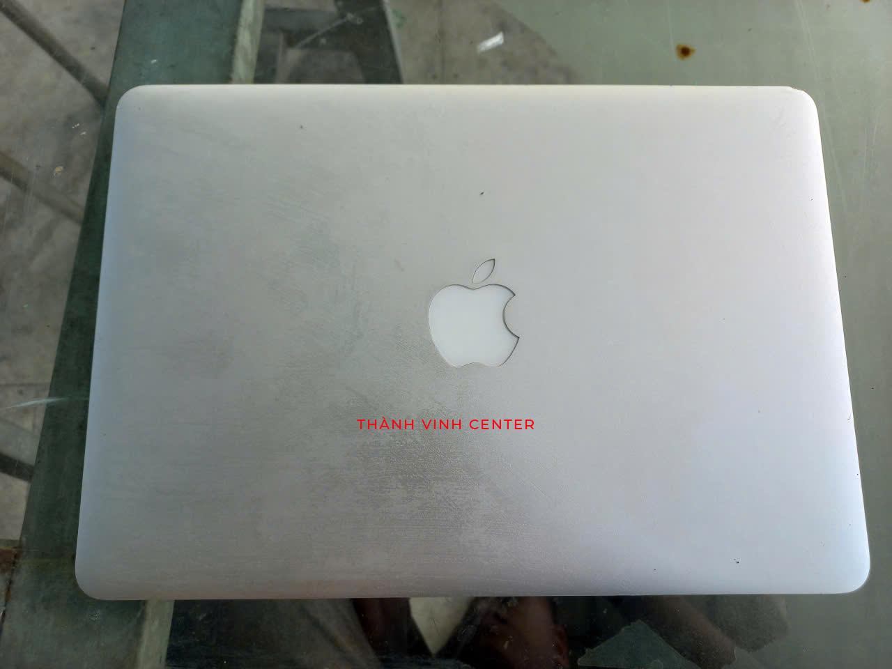 MACBOOK Pro A1502 (Late 2013) CPU DUAL-CORE Intel Core i5 RAM 8GB Ổ CỨNG SSD 256 GB VGA Intel Graphics Iris 1536 MB LCD Retina Tích hợp 13.0'inch