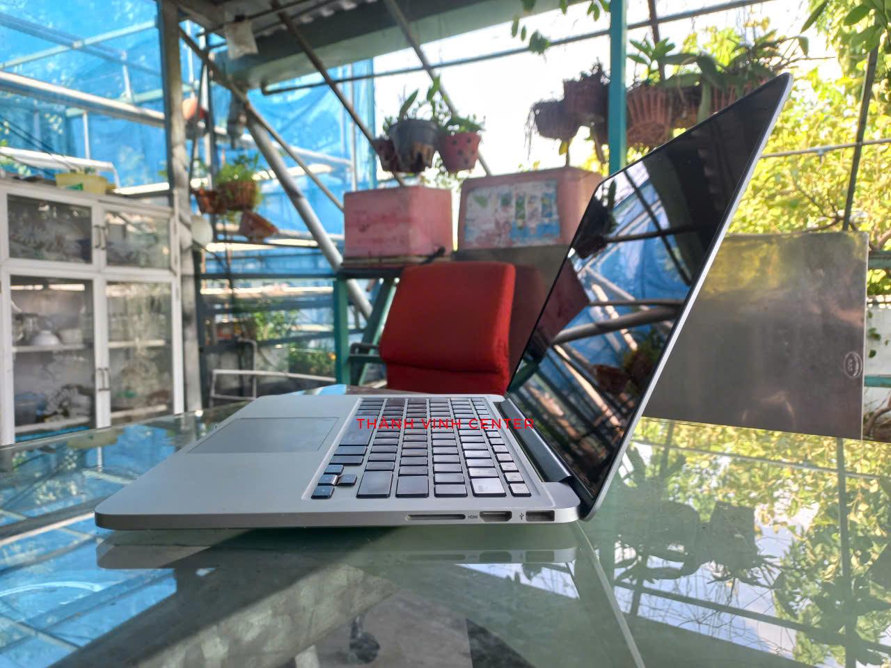 MACBOOK Pro A1502 (Late 2013) CPU DUAL-CORE Intel Core i5 RAM 8GB Ổ CỨNG SSD 256 GB VGA Intel Graphics Iris 1536 MB LCD Retina Tích hợp 13.0'inch