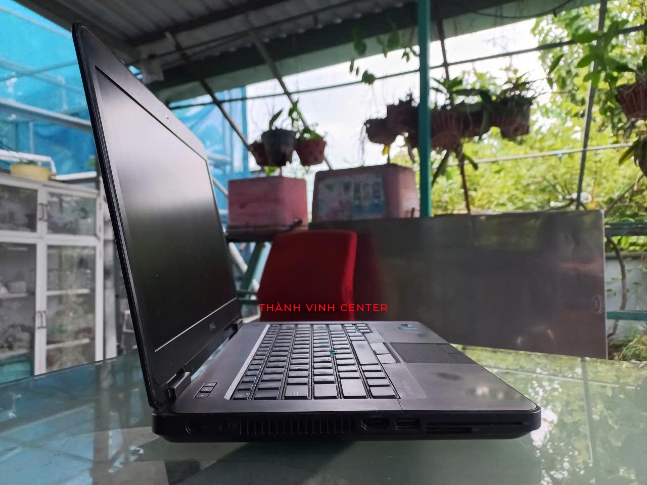 Laptop cũ Dell latitude E5440 CPU CORE i5 - 4310U RAM 8GB Ổ CỨNG SSD 120GB VGA Intek HD GRAPHICS FAMILY LCD 14.0'inch HD (1366x768)