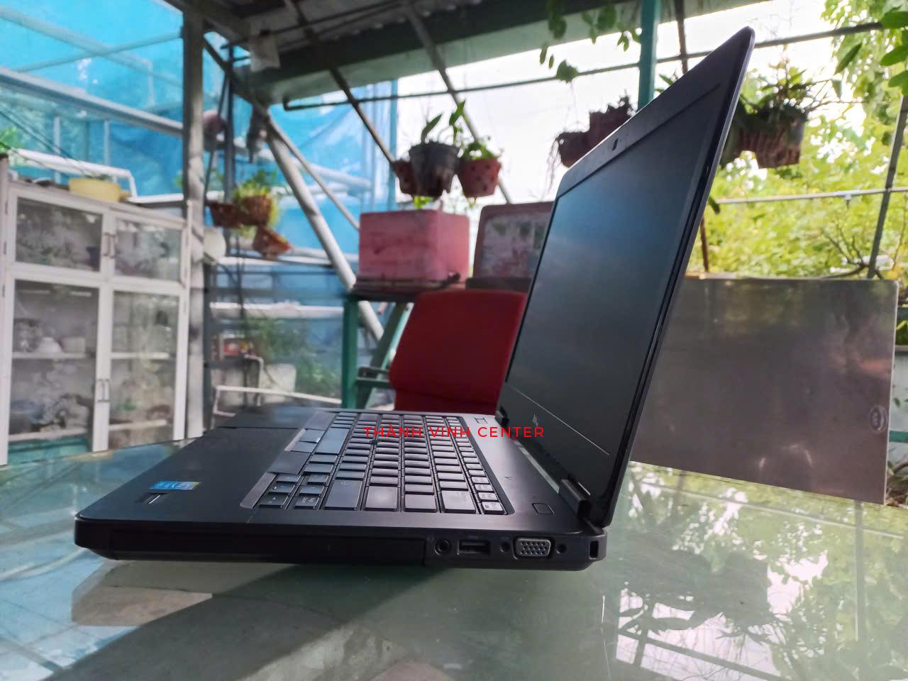 Laptop cũ Dell latitude E5440 CPU CORE i5 - 4310U RAM 8GB Ổ CỨNG SSD 120GB VGA Intek HD GRAPHICS FAMILY LCD 14.0'inch HD (1366x768)