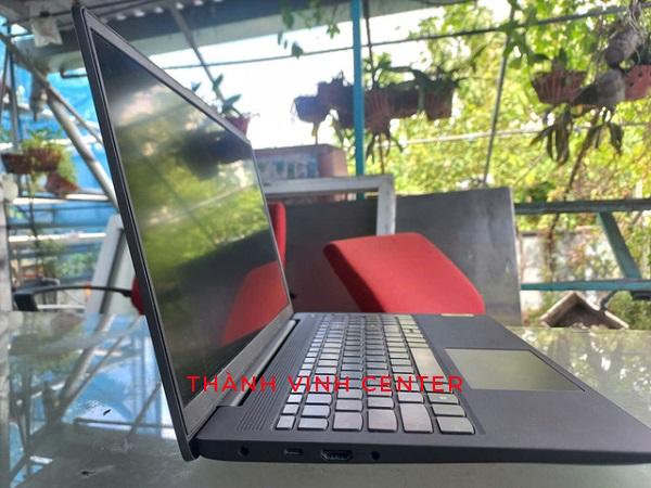 Laptop cũ Lenovo 15ITL05 CPU I5 - 1135G7 RAM 16GB Ô CỨNG SSD 512 GB VGA Intel Iris Xe Graphics 15.6'' INCH FHD