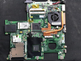 Mainboard laptop Toshiba Satellite P100, P105 Core 2 Tháo Máy