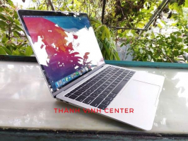 MACBOOK AIR A1932 (2018) CPU CORE I5 RAM 8GB Ổ CỨNG SSD 256GB VGA INTEL IRIS GRAPHICS 617 LCD 13,3''INCH.